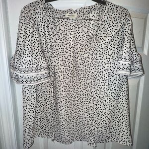 Max Studio Black and White Patterned Blouse